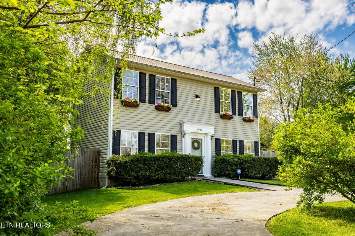 4821 Minglewood Rd, Knoxville, TN 37918 - #1