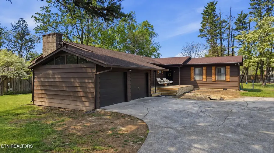 227 Leniz Drive, Maryville, TN 37803 - #2