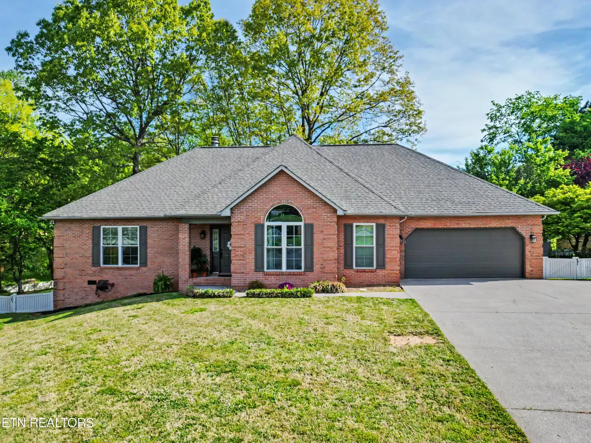 113 Green Briar Circle, Maryville, TN 37803 - #1