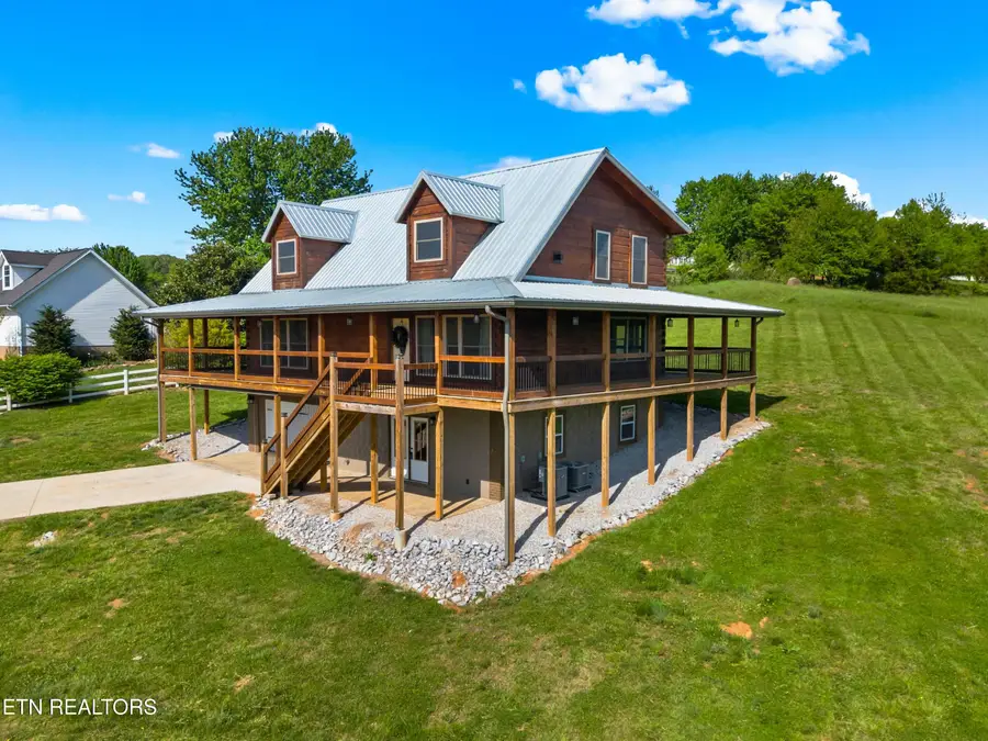 102 Golf View Blvd, Dandridge, TN 37725 - #3