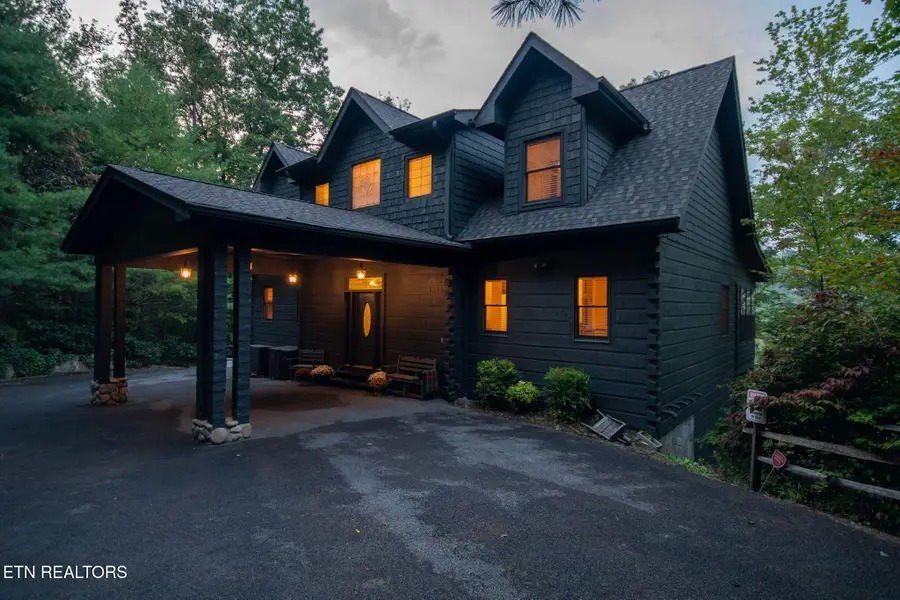 3148 Rocking Chair Lane, Sevierville, TN 37862 - #3