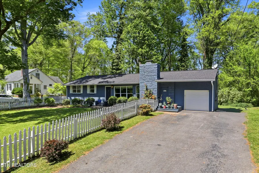 305 Beechwood Drive, Knoxville, TN 37920 - #2