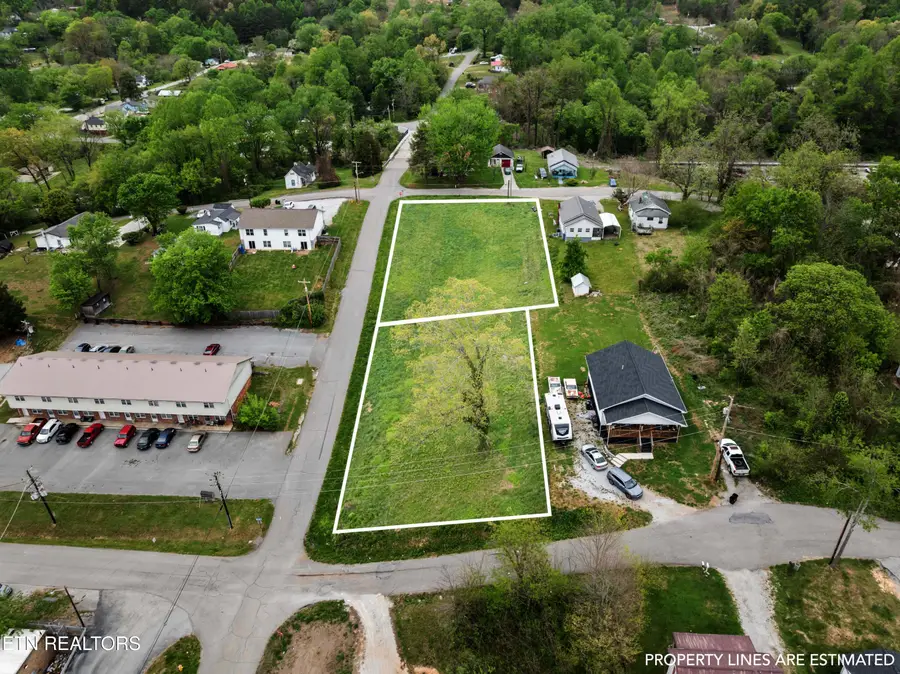 W Prospect St, Lafollette, TN 37766 - #2