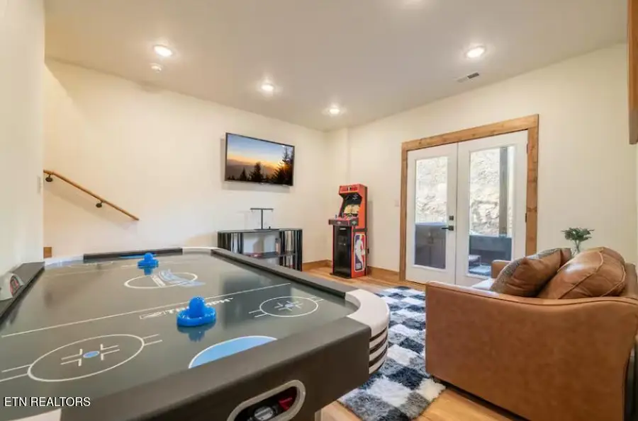 717 Bullwinkle Way, Sevierville, TN 37862 - #3