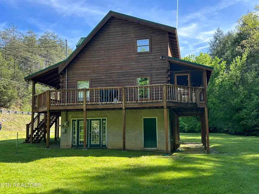 1764 Upper Middle Creek Rd, Sevierville, TN 37876 - #2
