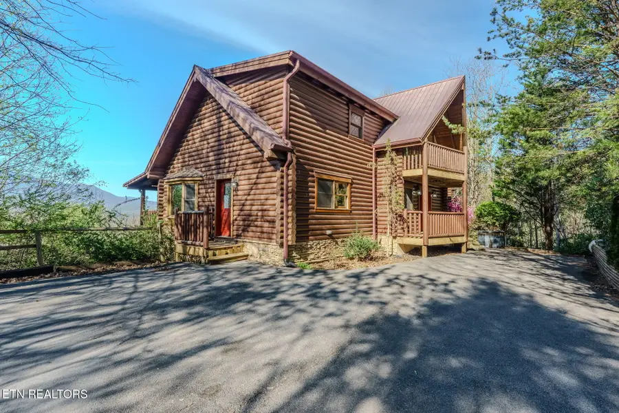 401 Pinnacle Vista Rd, Gatlinburg, TN 37738 - #2