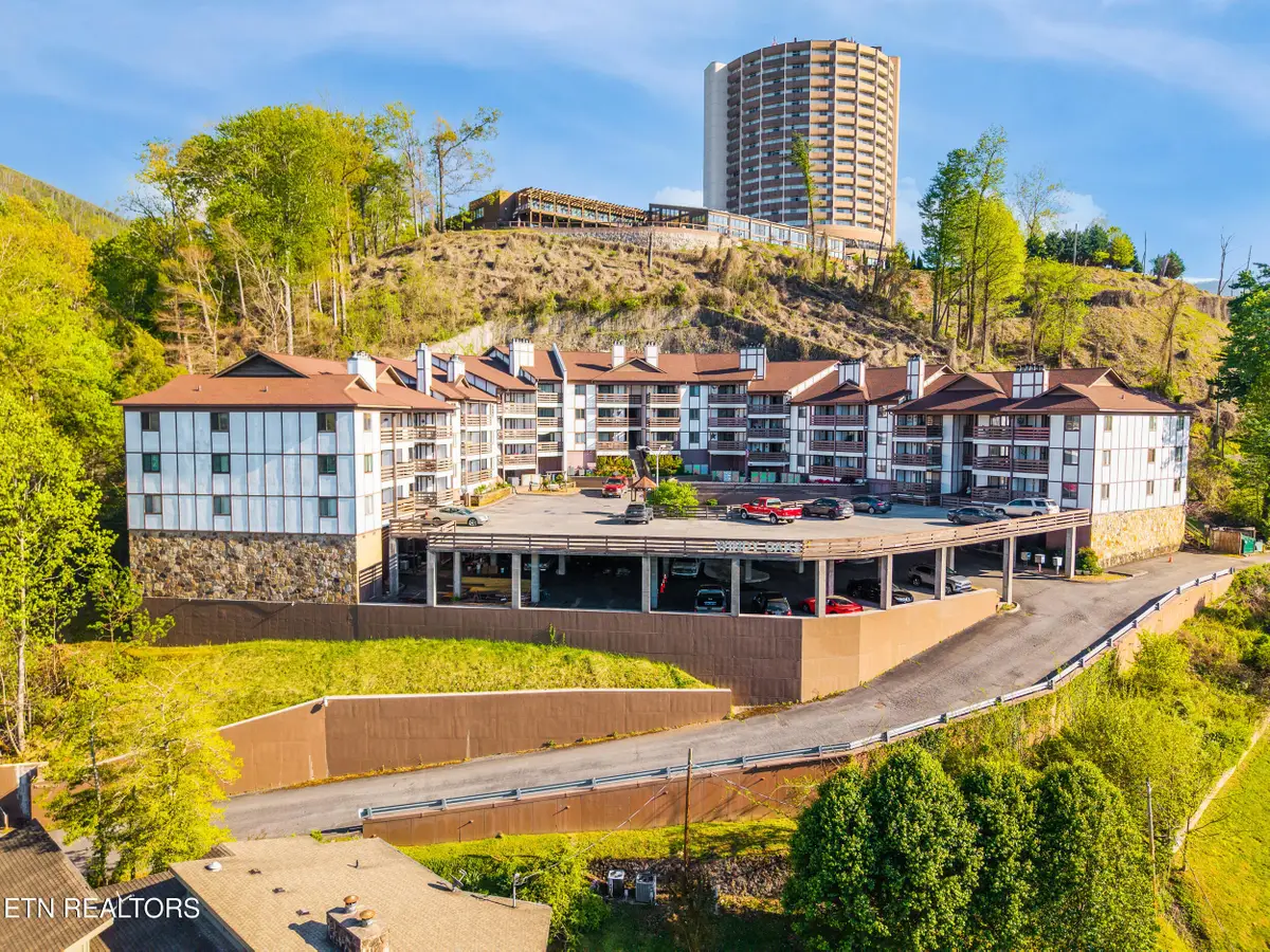 616 Turkey Nest Rd #APT 311, Gatlinburg, TN 37738 - #1