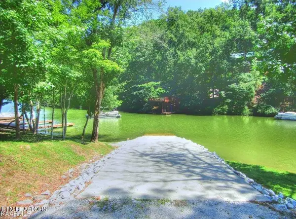 #12 Emerald Pointe Circle Circle, Rockwood, TN 37854