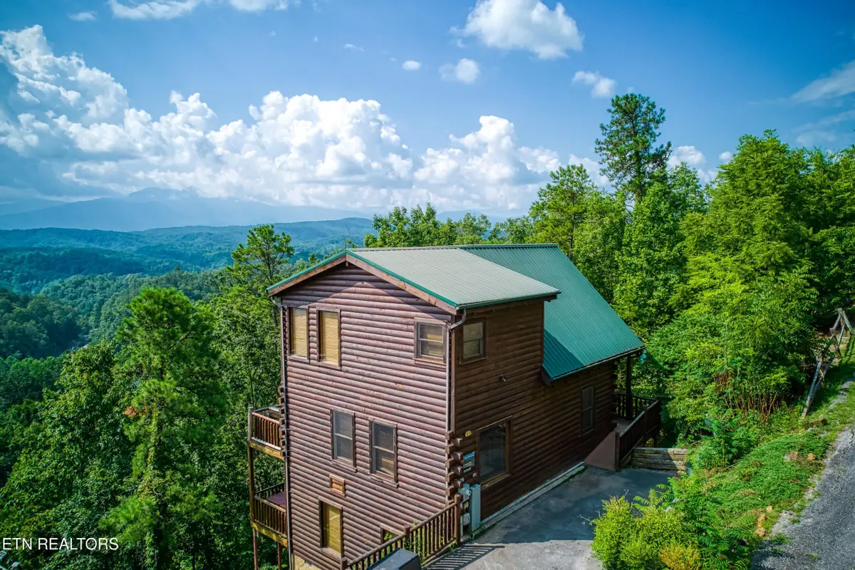 2251 Upper Middle Creek Rd #4, Sevierville, TN 37876 - #1