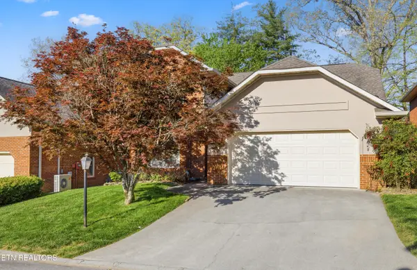907 Heather Way, Knoxville, TN 37919