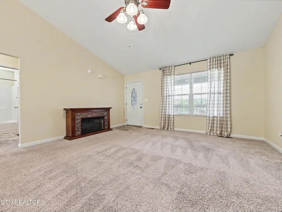 1039 Highland Meadows Rd, Jefferson City, TN 37760 - #3