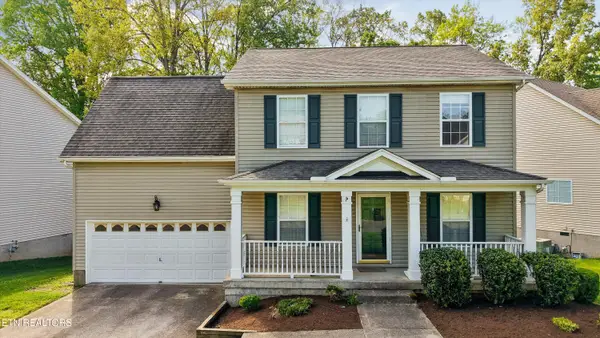 8218 Gallaher Station Drive, Knoxville, TN 37919