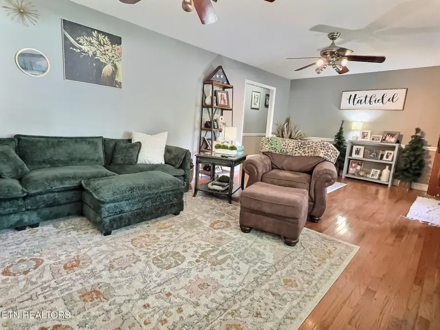 111 W Fir St, Lafollette, TN 37766 - #2