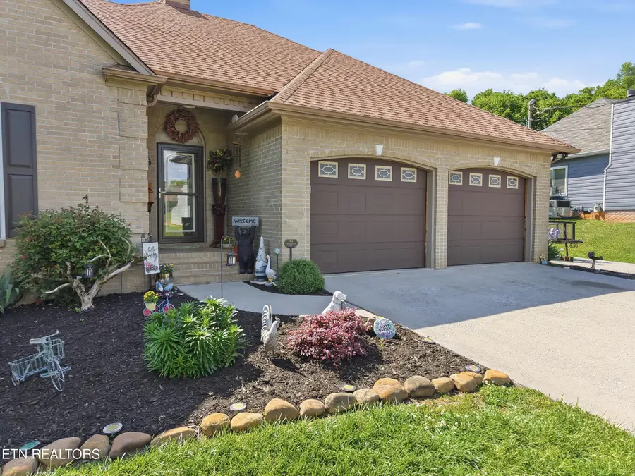 450 Dairy Lane, Lenoir City, TN 37772 - #2