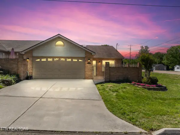 513 Floriade Way, Knoxville, TN 37923