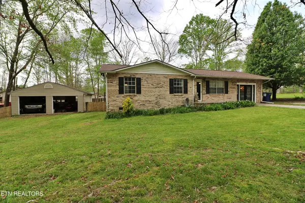 720 Cooper Lake Rd, Oneida, TN 37841