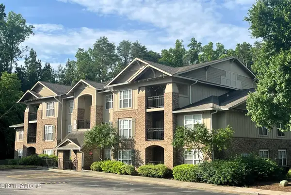 3930 Cherokee Woods Way #102, Knoxville, TN 37920