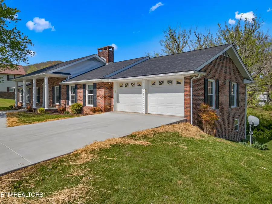 168 Jones Rd, Sneedville, TN 37869 - #3