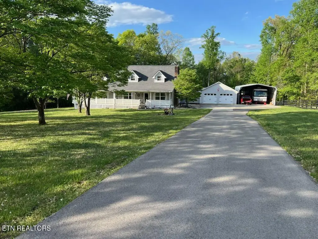 240 Indian Creek Rd, Jacksboro, TN 37757 - #1