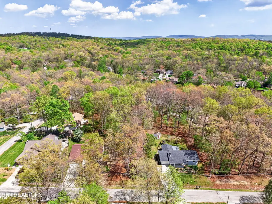 151 Glenwood Drive, Crossville, TN 38558 - #2