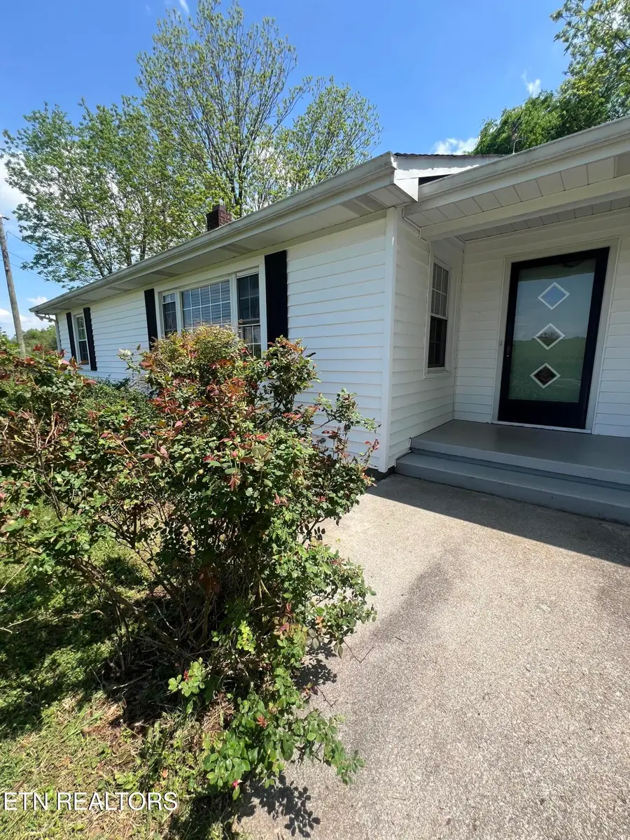 2722 Barkshed Rd, Maryville, TN 37803 - #3