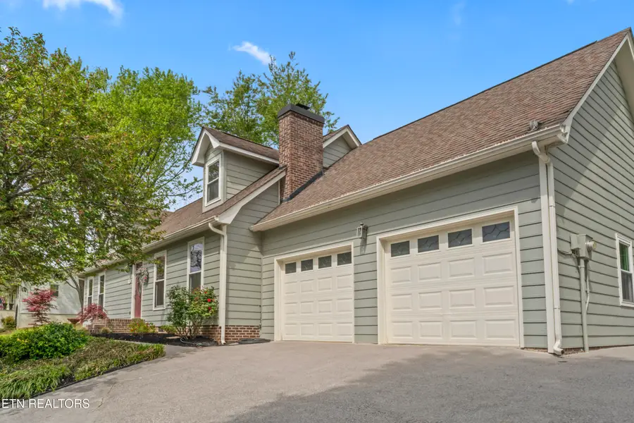 9945 Tierra Verde Drive, Knoxville, TN 37922 - #2