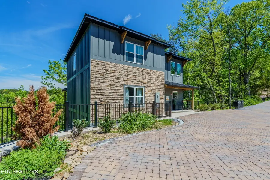 1130 Lee Cardwell Circle #UNIT 5, Pigeon Forge, TN 37863 - #3