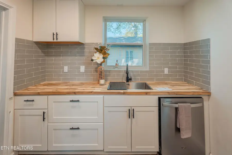 141 W Gettysburg Ave, Oak Ridge, TN 37830 - #3