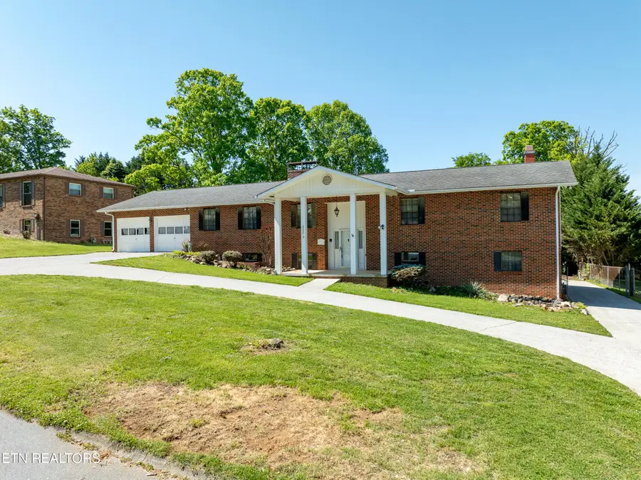 2007 S Belmont Drive, Maryville, TN 37804 - #2