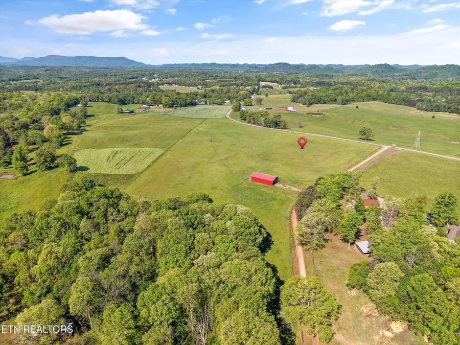 890 Fairview Rd, Tellico Plains, TN 37385 - #2