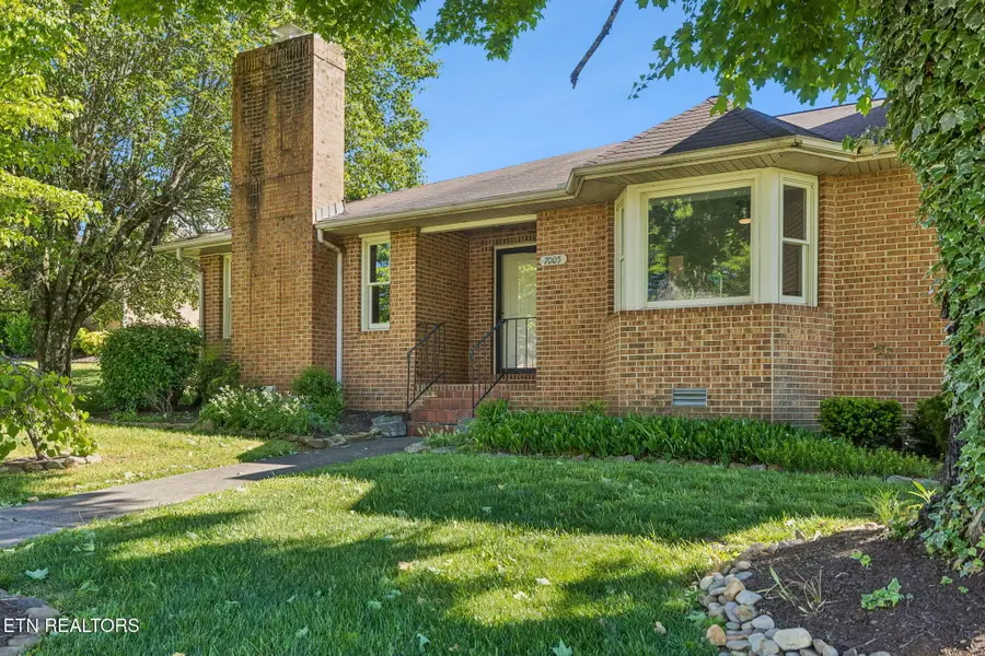 7005 Hunters Tr, Knoxville, TN 37921 - #3