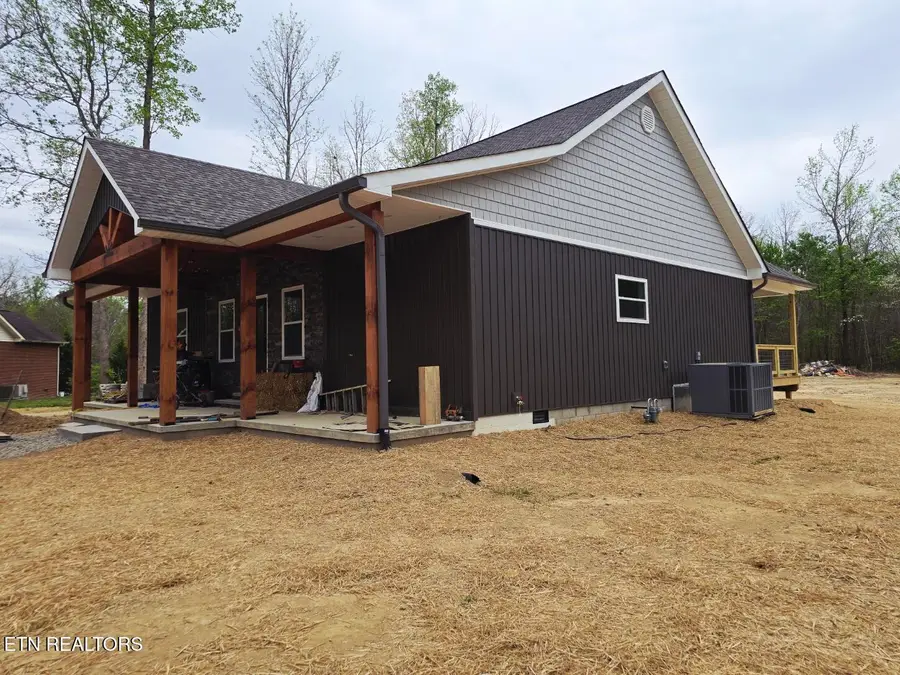 186 Short Leaf Lane, Oneida, TN 37841 - #2