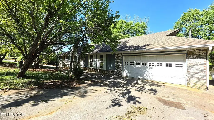 3444 Big Springs Ridge Rd, Friendsville, TN 37737 - #2