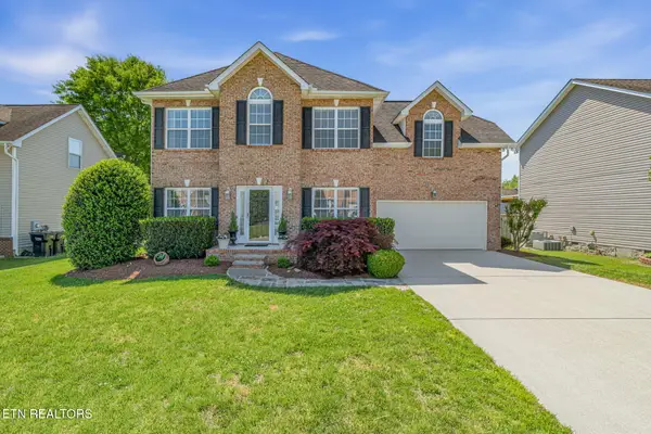 5810 Rhyne Cove Lane, Knoxville, TN 37931