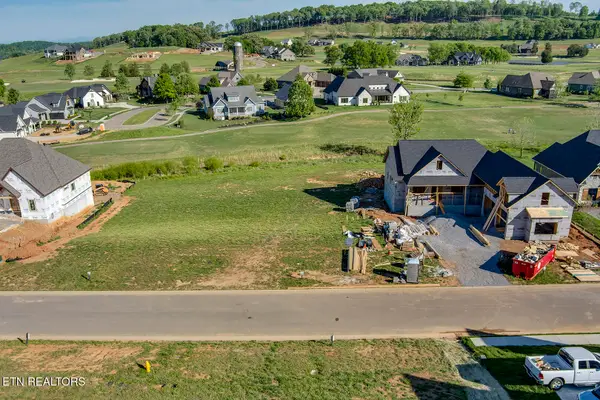 2258 Chestnut Lane, Loudon, TN 37774