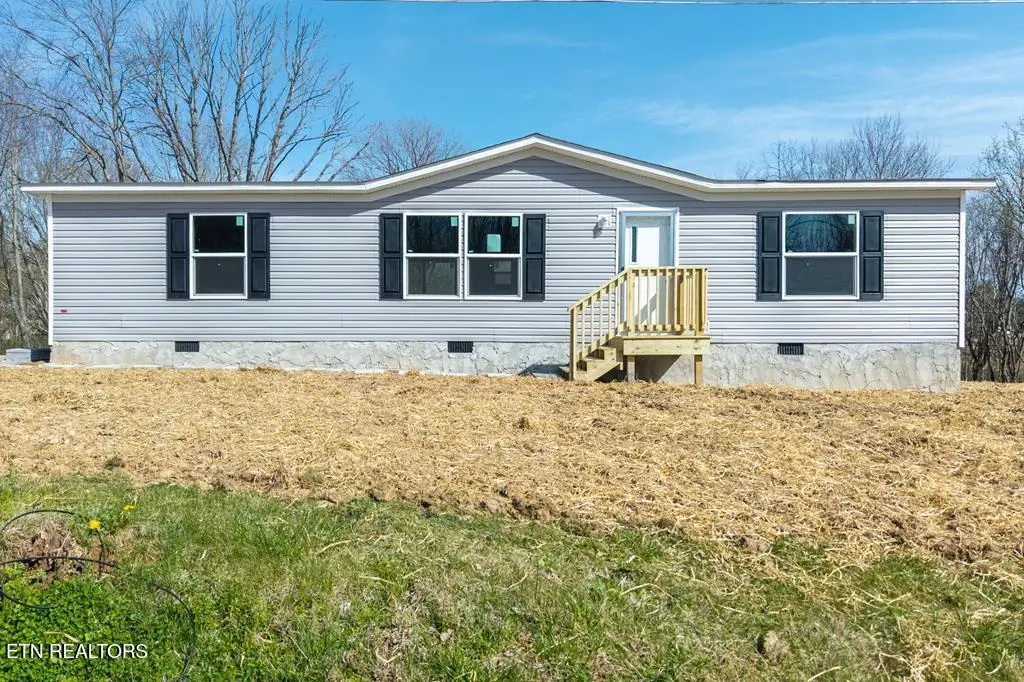 206 Church St, Spencer, TN 38585 - #1