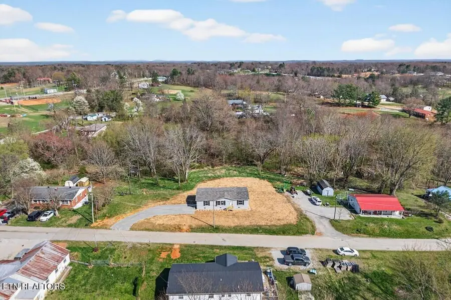 206 Church St, Spencer, TN 38585 - #3