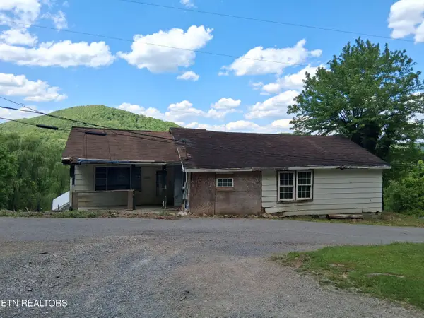 1732 Branam Hill Rd, Jellico, TN 37762