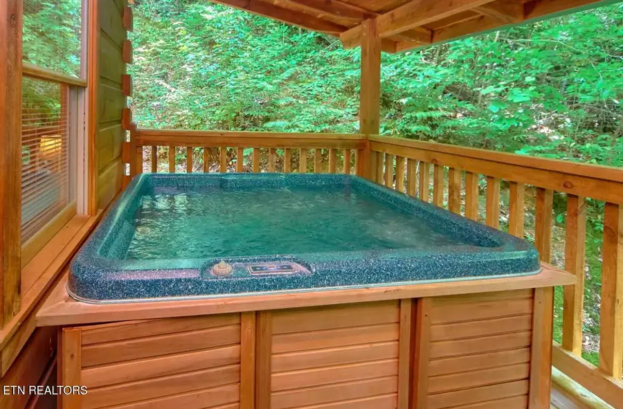 837 Sunrise Blvd, Sevierville, TN 37862 - #3