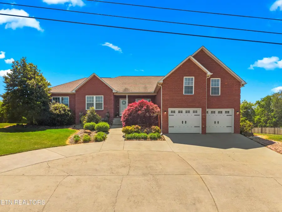 683 Privet Drive, Dandridge, TN 37725 - #2