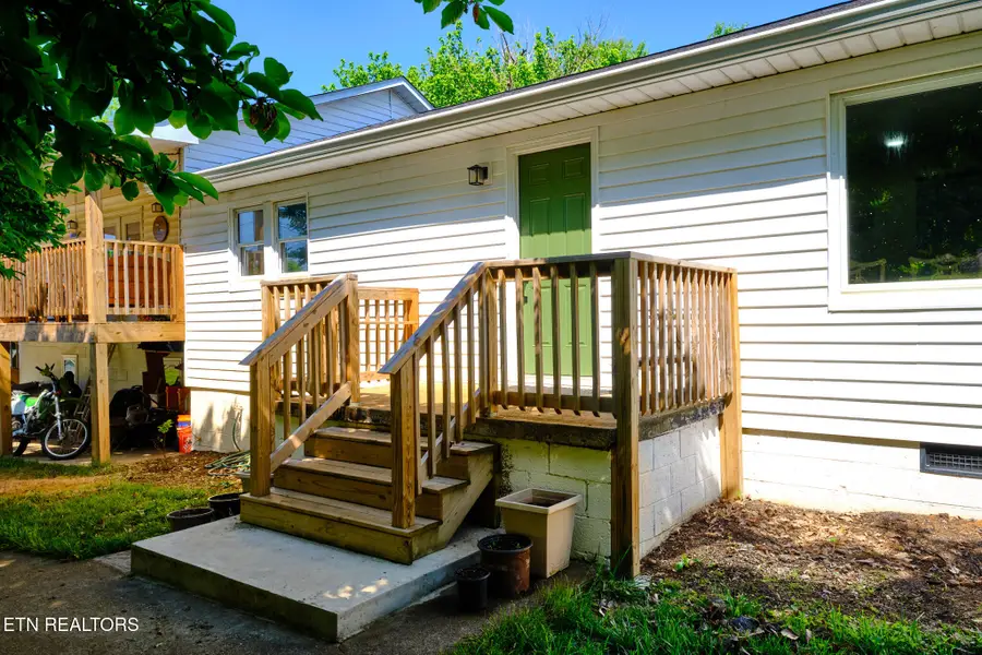 8000 W Highway 11, Lenoir City, TN 37771 - #3