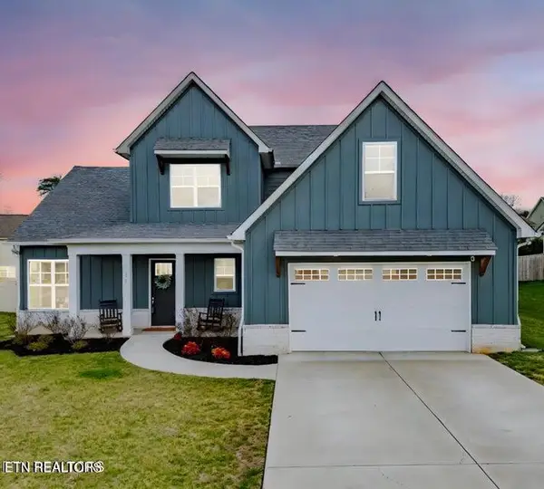 171 Stamford Bridge Way, Lenoir City, TN 37772