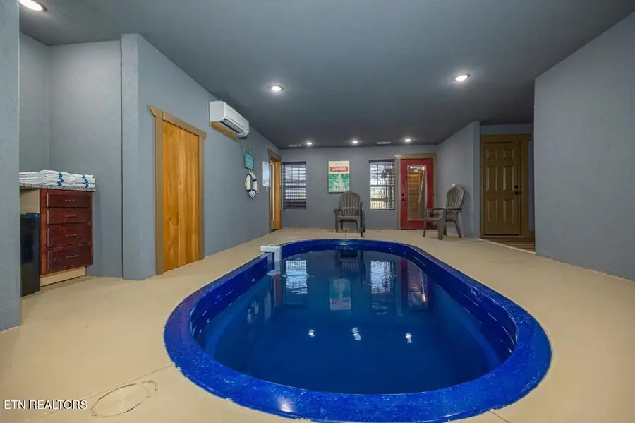 906 Whittlers Way, Gatlinburg, TN 37738 - #3