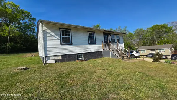 208 Riggs St, Athens, TN 37303