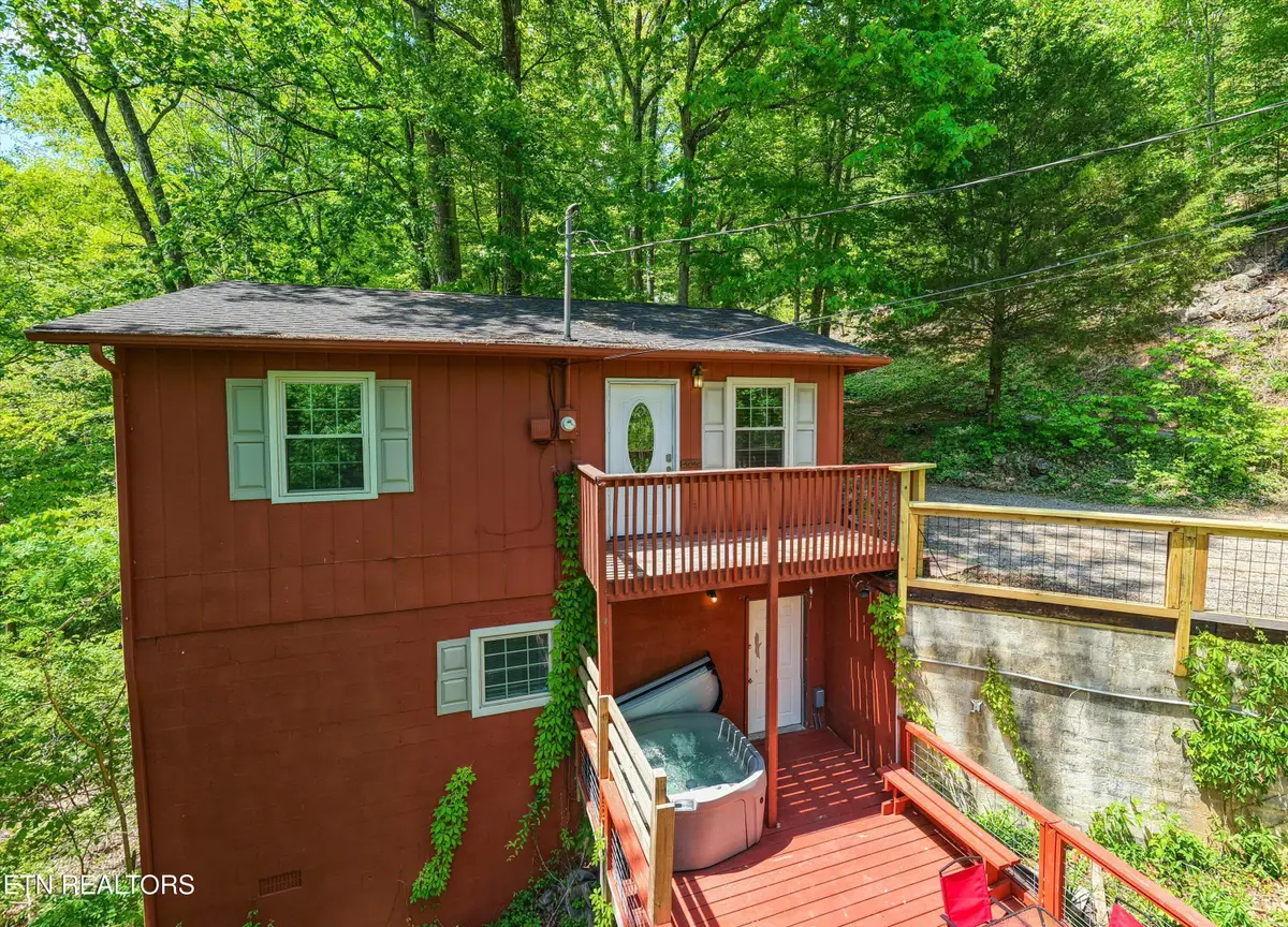 375 Sugar Mountain Way, Pigeon Forge, TN 37863 - #1