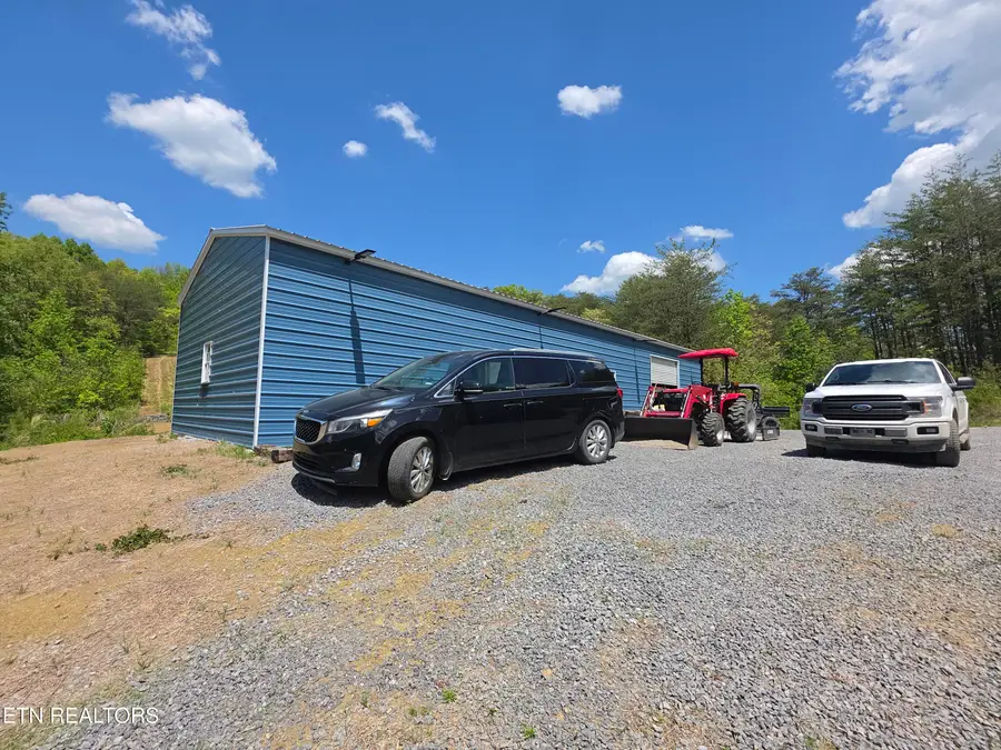 1220 Raven Hill Rd, Tazewell, TN 37879 - #3
