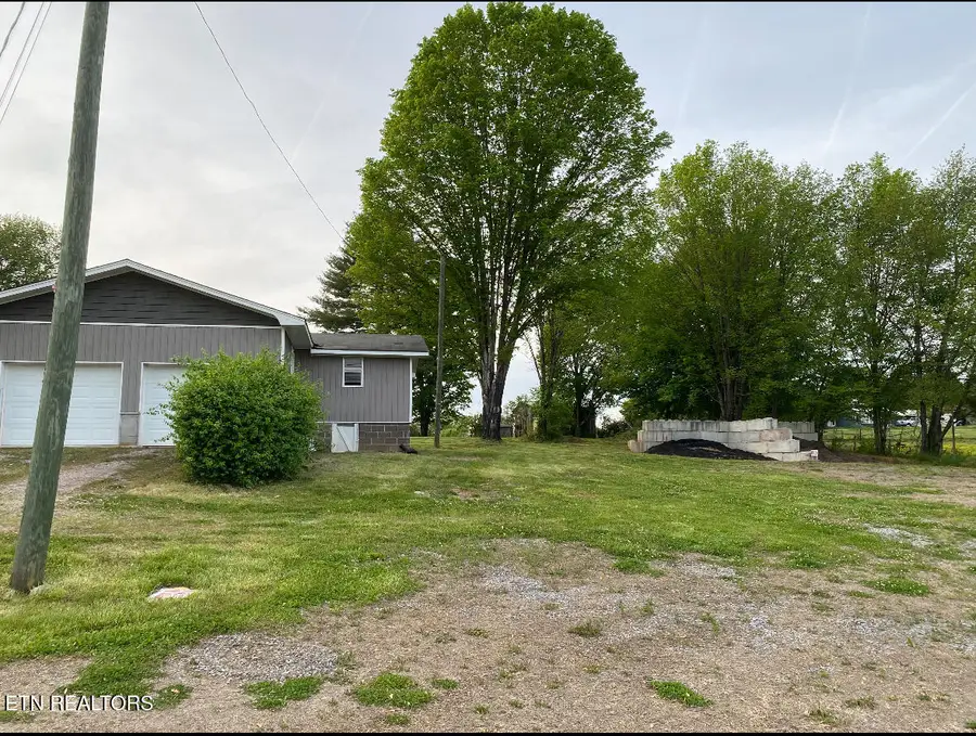 7521 E Emory Rd, Corryton, TN 37721 - #2