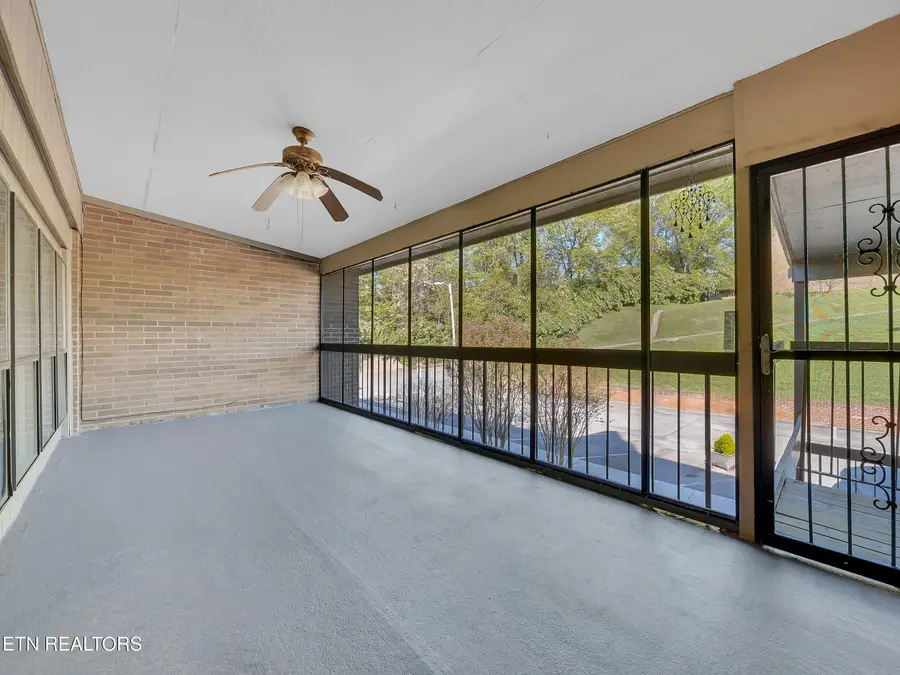 534 Berlin Drive, Knoxville, TN 37923 - #2