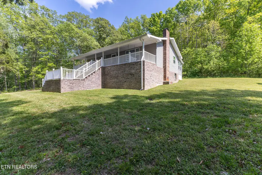 1805 Manis Rd, Lenoir City, TN 37771 - #2