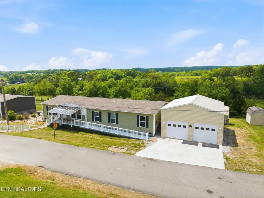 197 Woodby Fridley Rd, Sweetwater, TN 37874 - #2